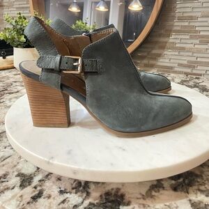 NWOT Franco Sarto Suede Cork Heel Glamour Wedges